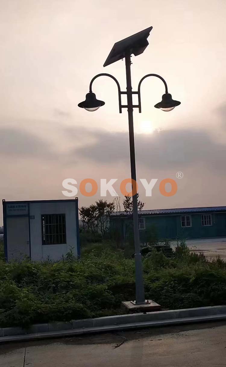 江蘇淮安某小區太陽能庭院燈亮燈